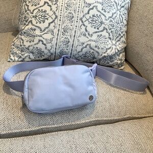NWT PASTEL BLUE Lululemon Everywhere Belt Bag with Metal Hardware Zipper